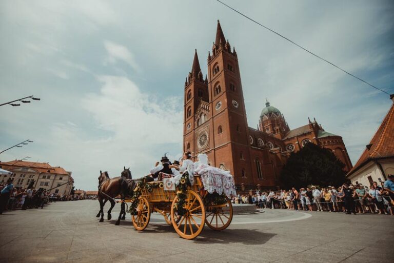 Đakovo vas poziva na Đakovačke vezove i u prekrasnu prirodu protkanu tradicijom! 