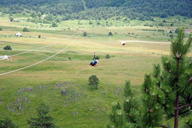 Tražite li ideju za vikend bijeg ovog ljeta – općina Plitvička jezera vas očekuje! 