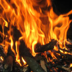 VATRA za roštilj, ražanj ili peku