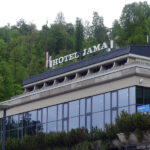 hotel jama